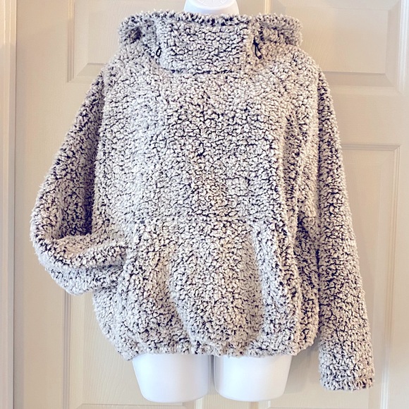 PINK Victoria's Secret Tops - Victoria’s Secret ✖️ PINK Sherpa Teddy Bear Hoodie